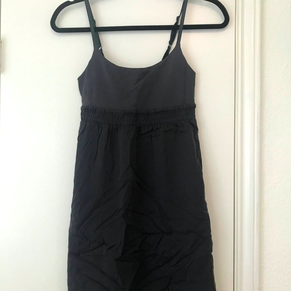 grey lululemon dress